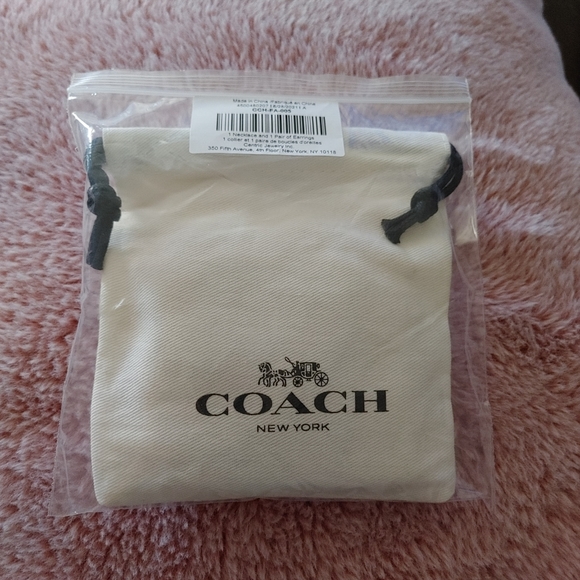 NWT COACH open circle necklace and tea rose earring set - Picture 5 of 8